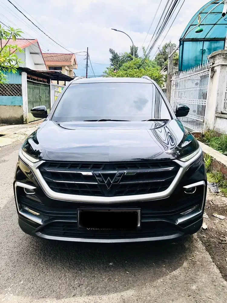 Almaz 1.5 EXCLUSIVE 7 Seater A/T