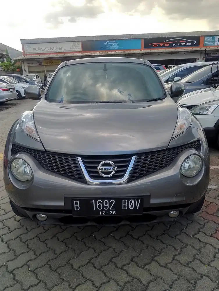 NISSAN JUKE RX AT/AUTOMATIC 2011 ABU ABU