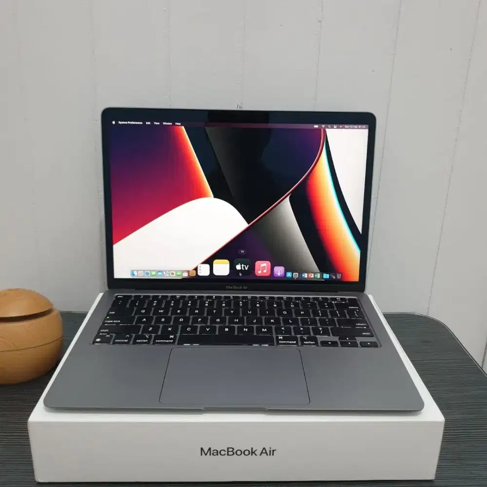 macbook air m1 2020 fullset no minus pemakaian sendiri