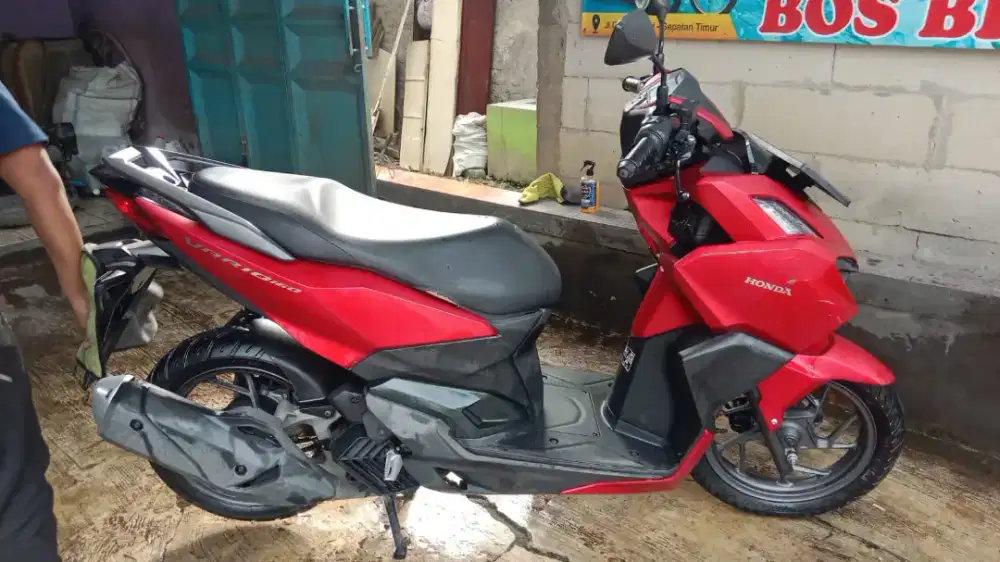 Vario 160 pajak idup panjng . Remot bercode