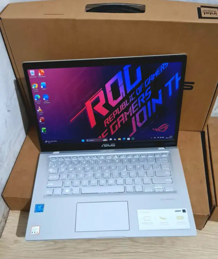 ASUS VIVOBOOK A416MAO-FHD
Intel N4020 Ram 4 SSD 256