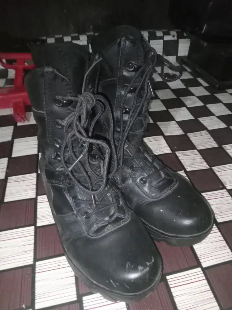 Borong aj. Dri pada g kepake