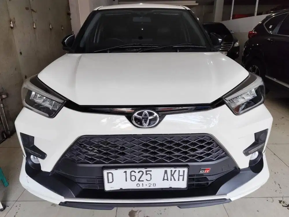 Raize 1.0 GR Sport AT 2022 Low Km