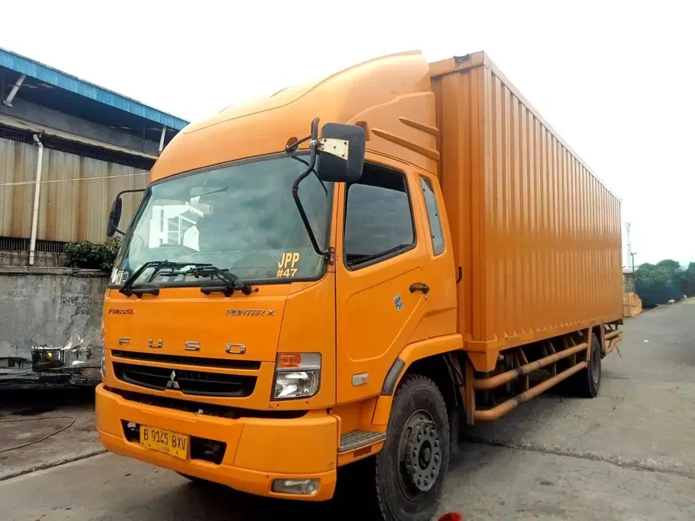 MULUS+banBARU MURAH Mitsubishi Fuso engkel 4x2 FM 65 SL box besi 2023