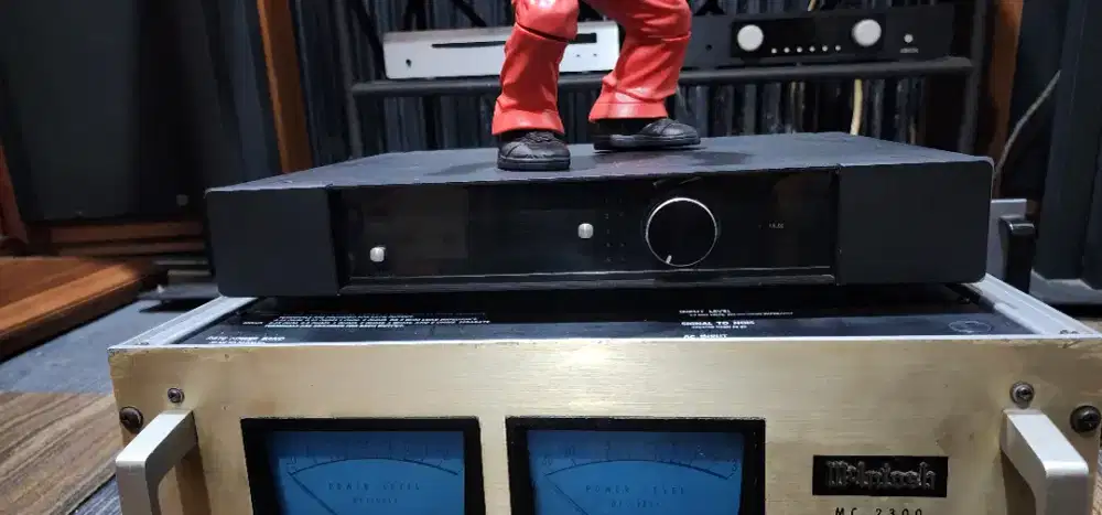 Amplifier Rega Elex-R