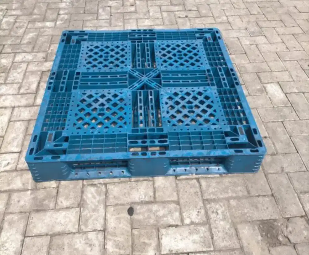 Pallet Plastik (SECOND)