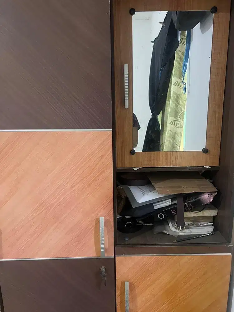 Lemari Pakaian bagus