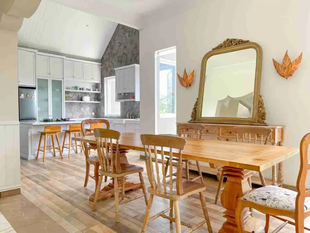 Jual Villa cantik Kota Baru Parahyangan