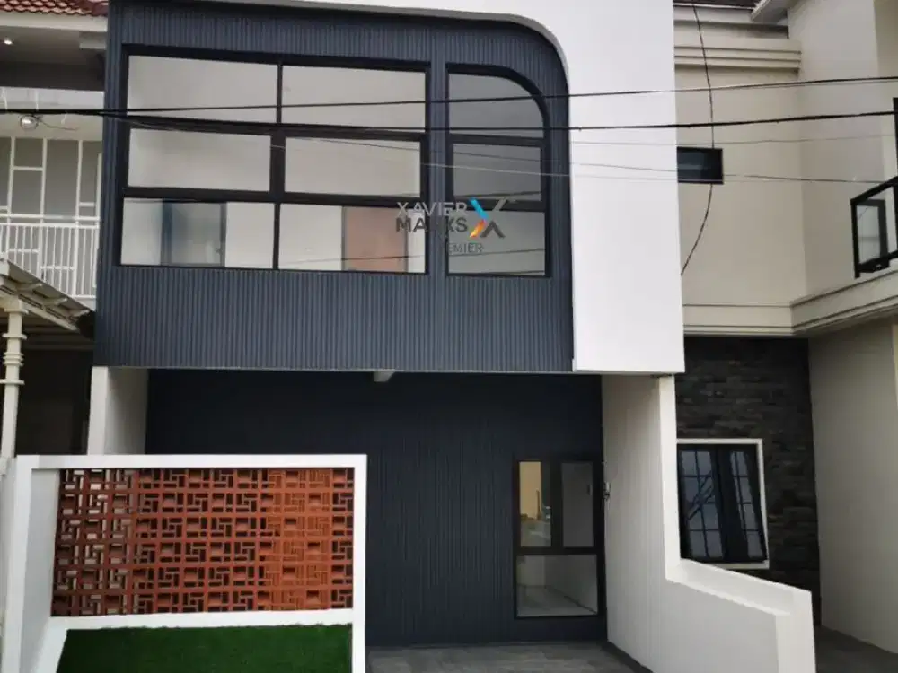 Rumah Modern Panoramic di Ikan2 Tasikmadu Harga Promo