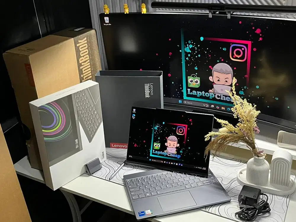 Lenovo Twist Thinkbook Plus G4 OLED 3K Touchscreen i7 1355U Likenew