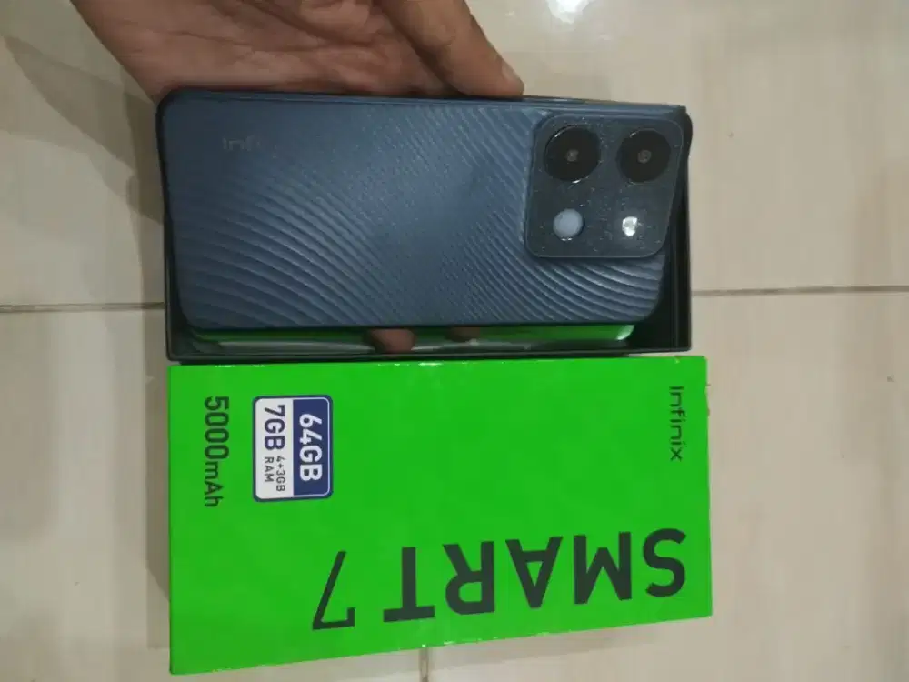 Infinix smart 7 4/64GB