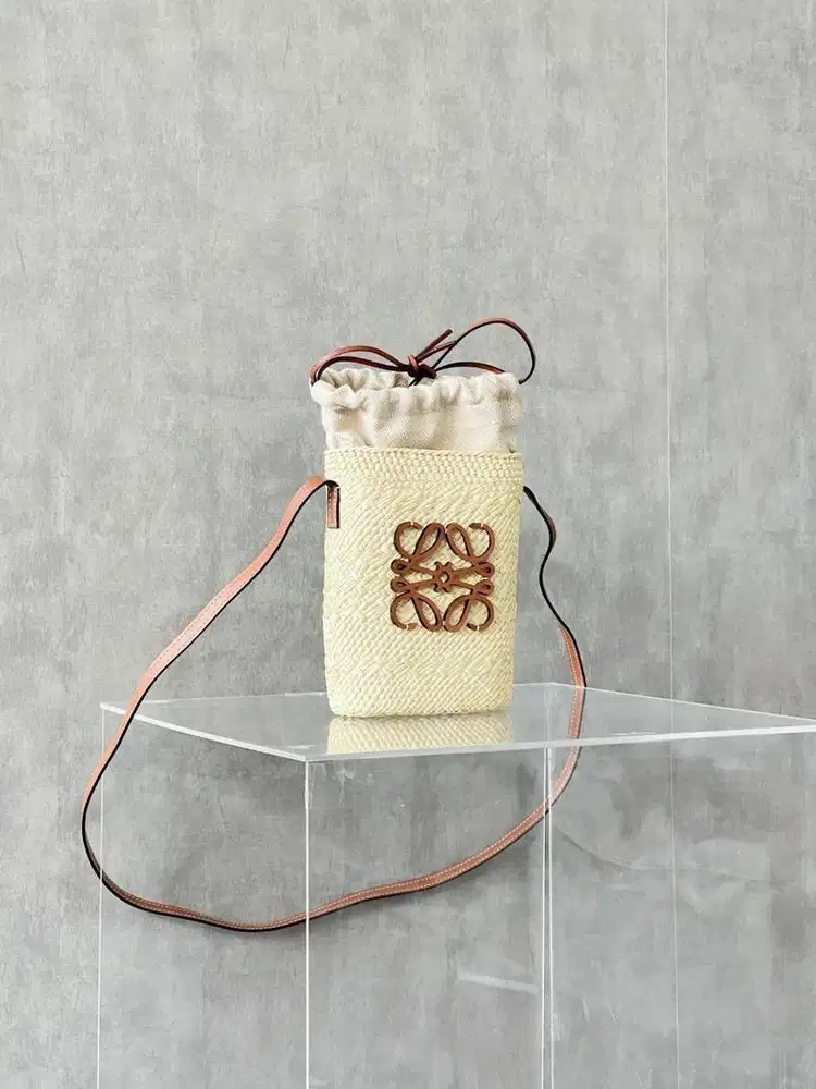 DIJUAL TAS LOEWE WANITA AUTHENTIC 100%