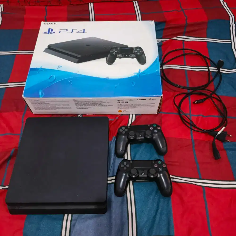 PlayStation 4 slim ori 1tb seri 22 lengkap