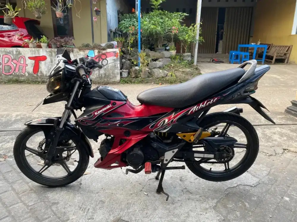 Kawasaki athelete THN 2005 plat H Semarang