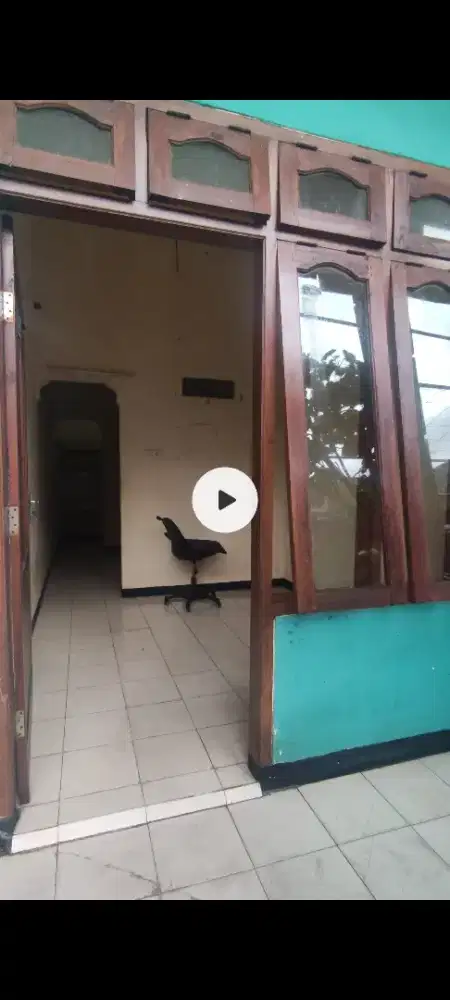 DIKONTRAKAN SISA 1 PINTU LANTAI BAWAH MURAH TAHUNAN