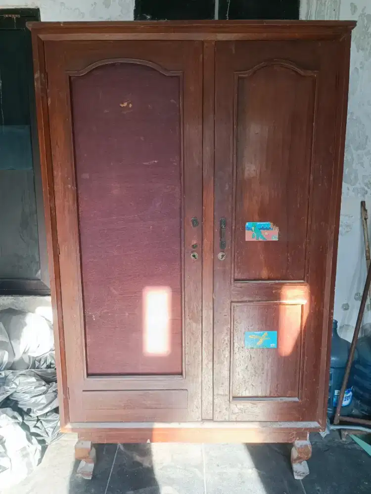 Almari dan Bufet kuno JATI ( Borongan )