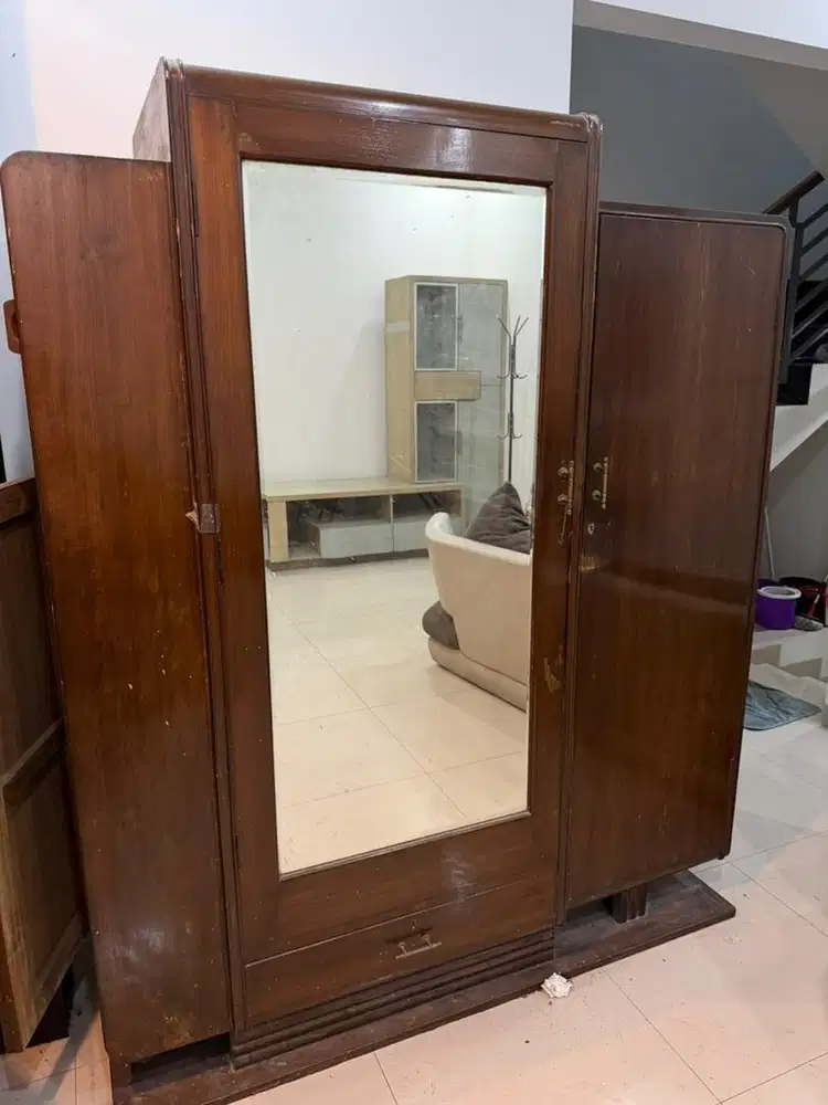 Lemari Baju Kayu Jati Asli