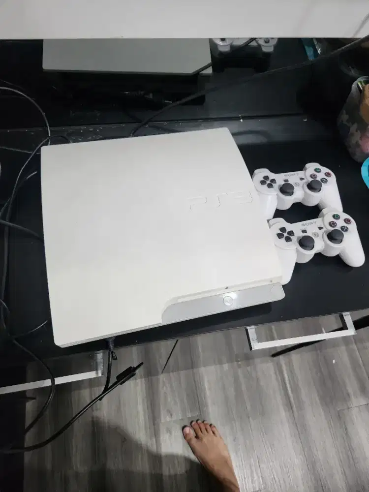 JUAL RUGI PS3 SLIM 1TERA ISI 100 GAME SIAP MAIN