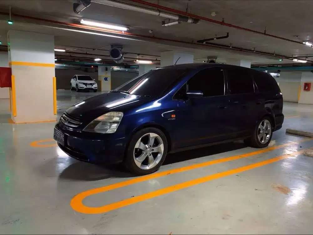 Honda Stream Matic 1.7L 2002 – Siap Pakai, Surat Lengkap!