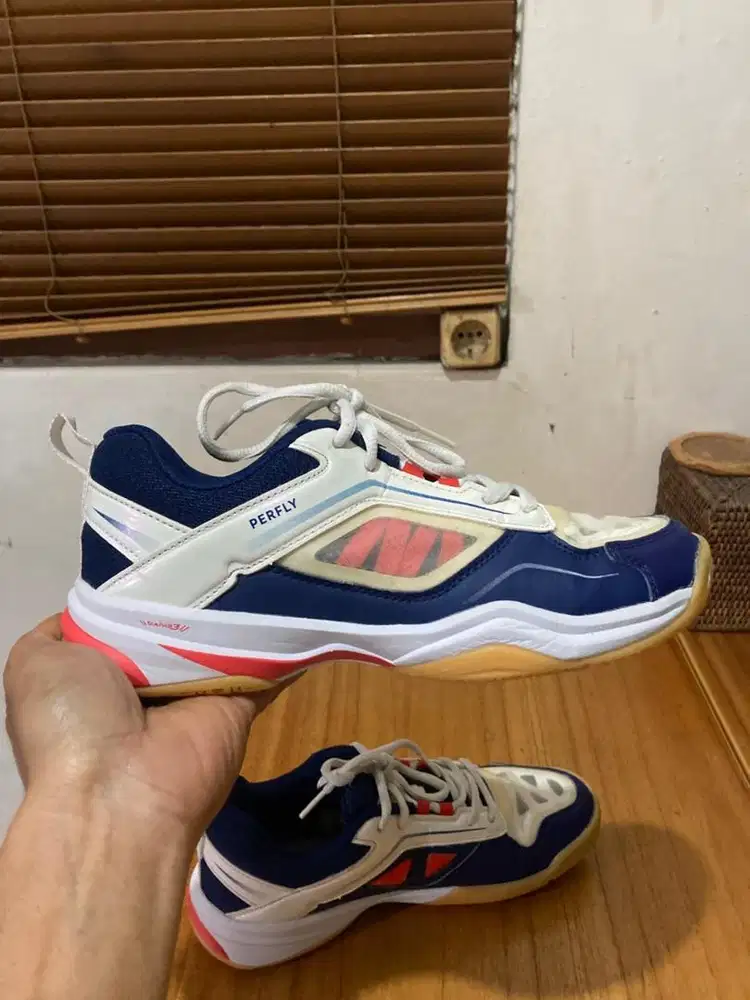 Sepatu Badminton Decathlon Perfly Ori