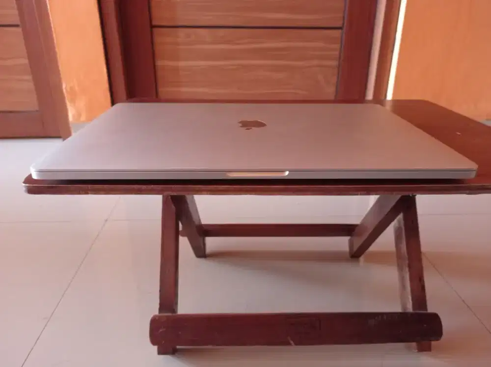 Macbook pro core I7 2019