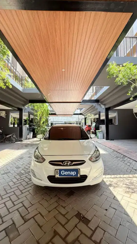 Hyundai Grand Avega AT 1.4 tahun 2013 Mulus siap pakai