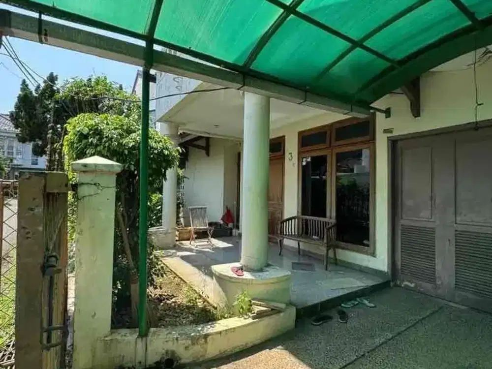 Rumah di Delman Asri, Tanah Kusir Jakarta Selatan