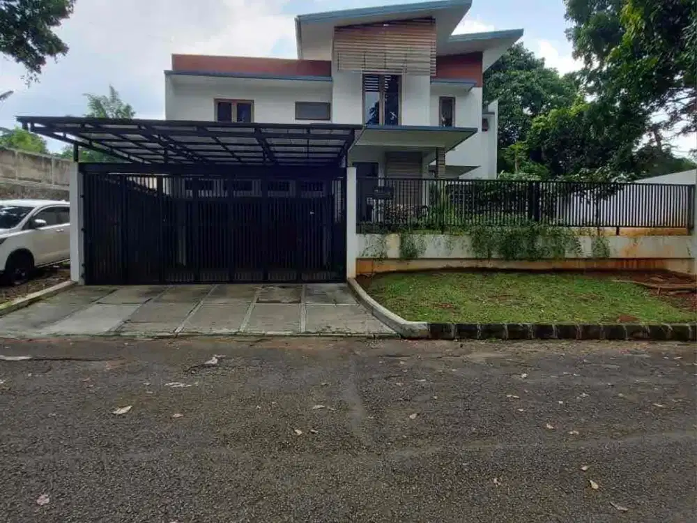 RUMAH DALAM CLUSTER EKSKLUSIF MENTENG BINTARO JAYA TANGERANG SELATAN