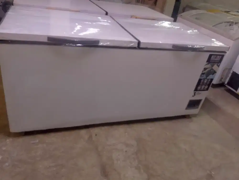 Preezer 1200-600-.sleding kaca.330 .ltr