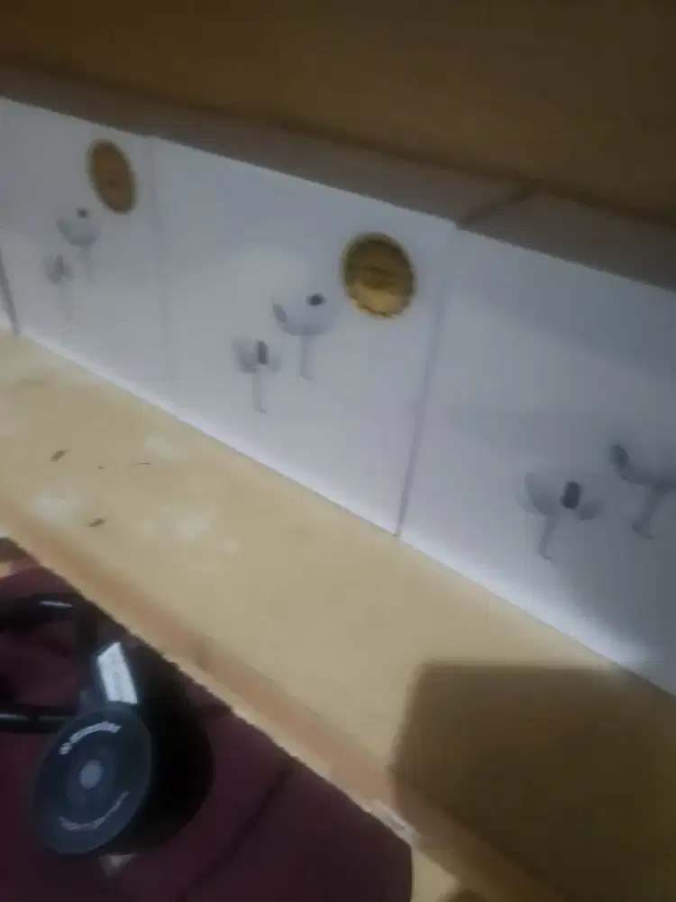 Airpods Pro 2 dengan Peredam Kebisingan