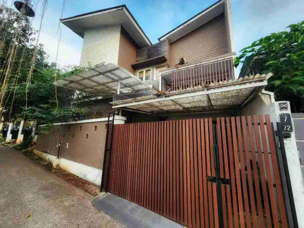 Rumah 2 Lantai di Jaticempaka Jatiwaringin Pondok Gede Bekasi
