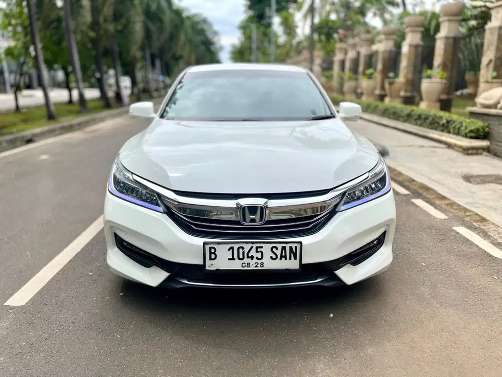 Honda Accord 2016 Bensin