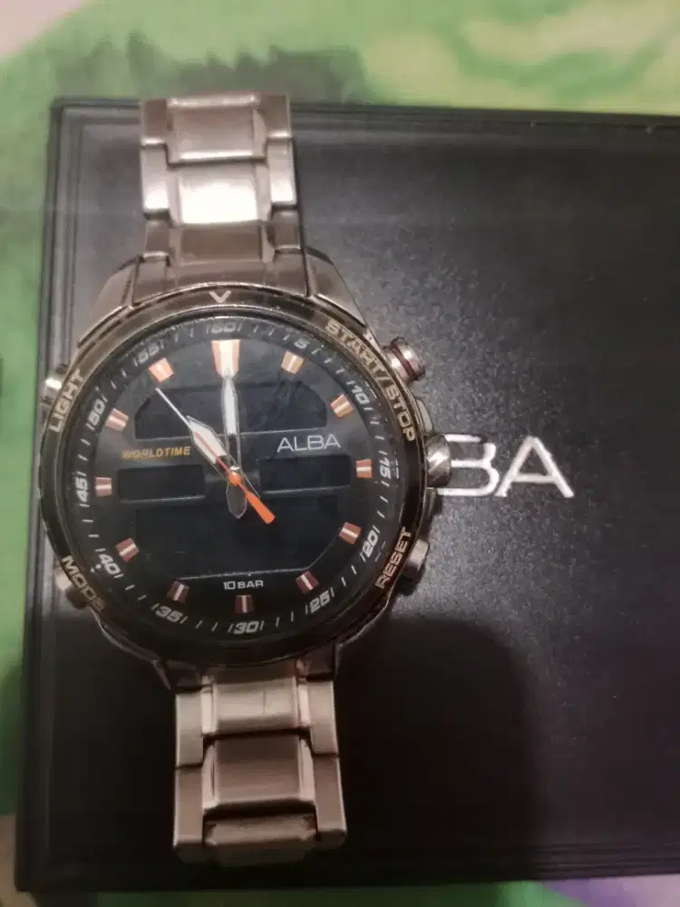 Jam tangan ALBA