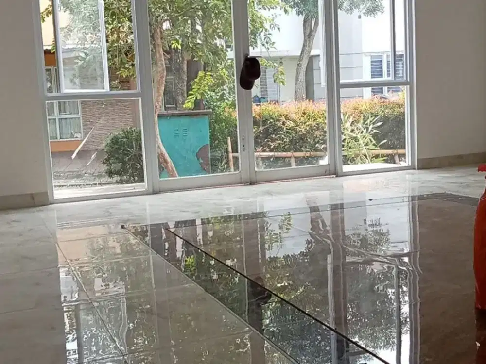 Dijual Murah Rumah di The Icon,  Cluster Cosmo