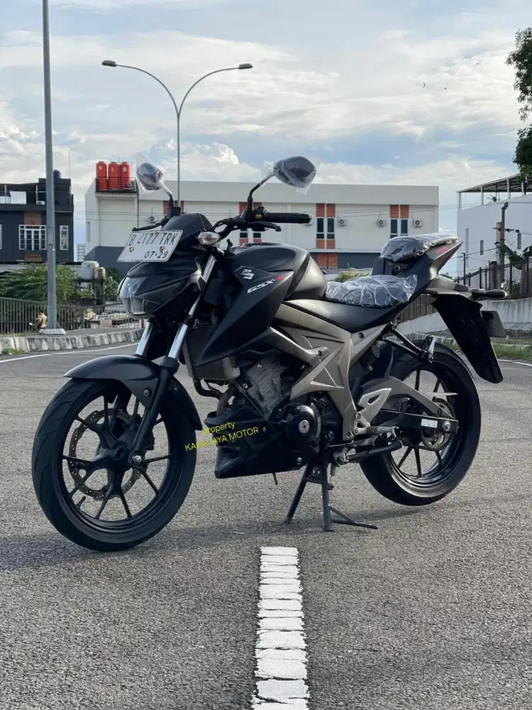 SUZUKI GSX-S BANDIT 2017 BARANG ISTIMEWA LOW KM