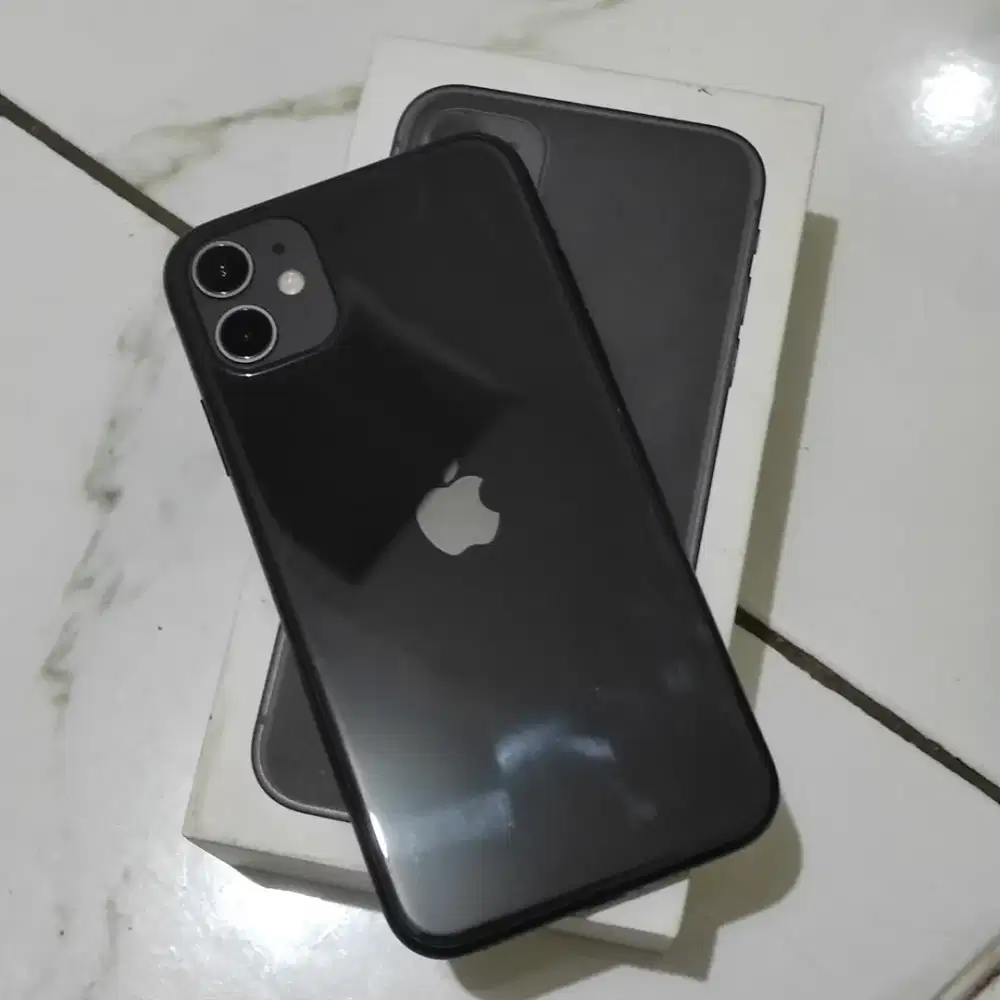 Iphone 11 64 GB iBox