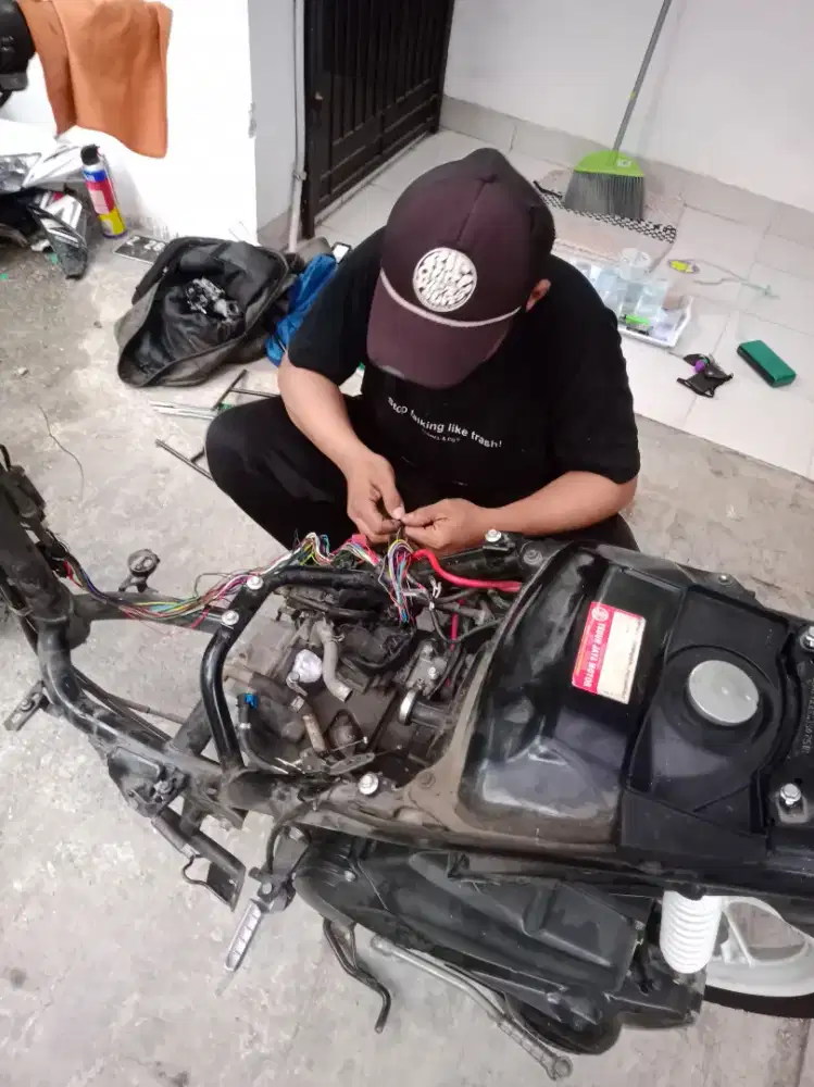 JASA BENGKEL MOTOR PAMGILAN