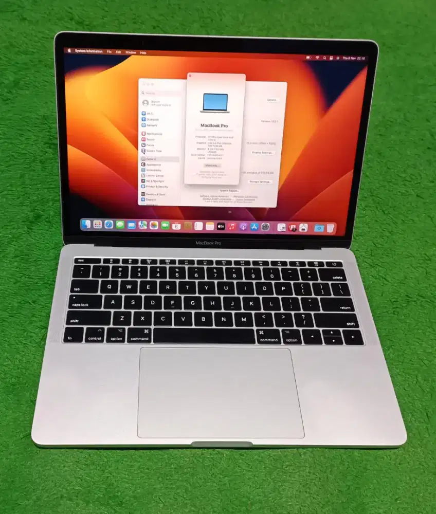 Apple Macbook Pro 2017 Intel i5 8/256 Silver Murah