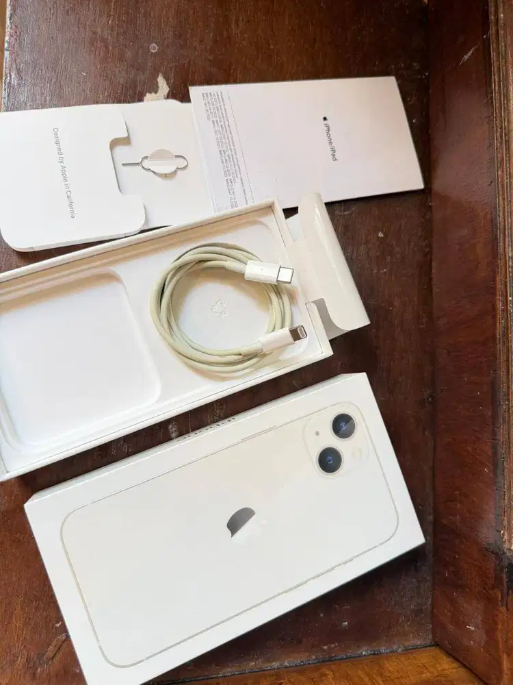 JUAL iPhone 13 128GB - Starlight - Bonus Case!