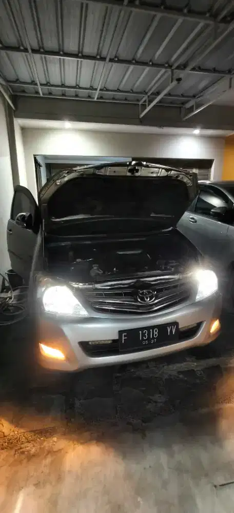 Toyota Kijang Innova 2010 Diesel