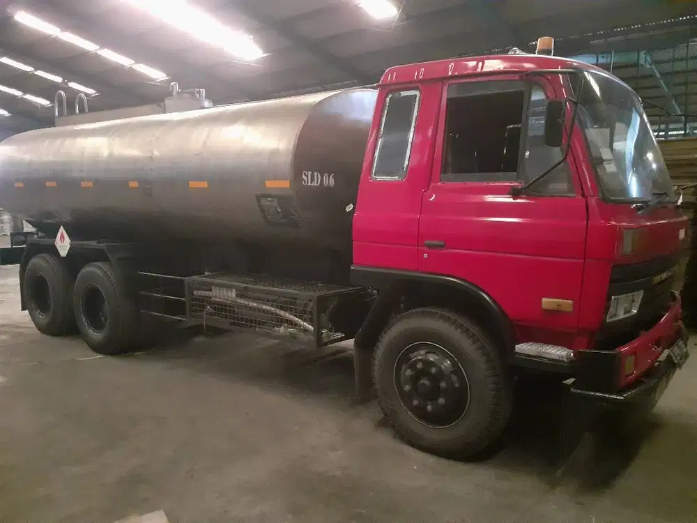 Dijual Truk Tangki Nissan CDA12 [1993]