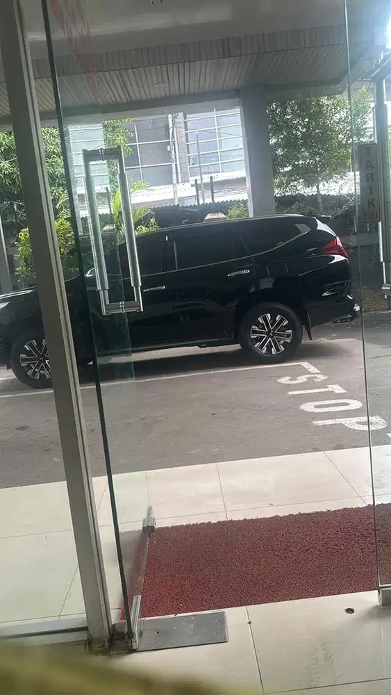 Jasa Supir Pribadi Pajero