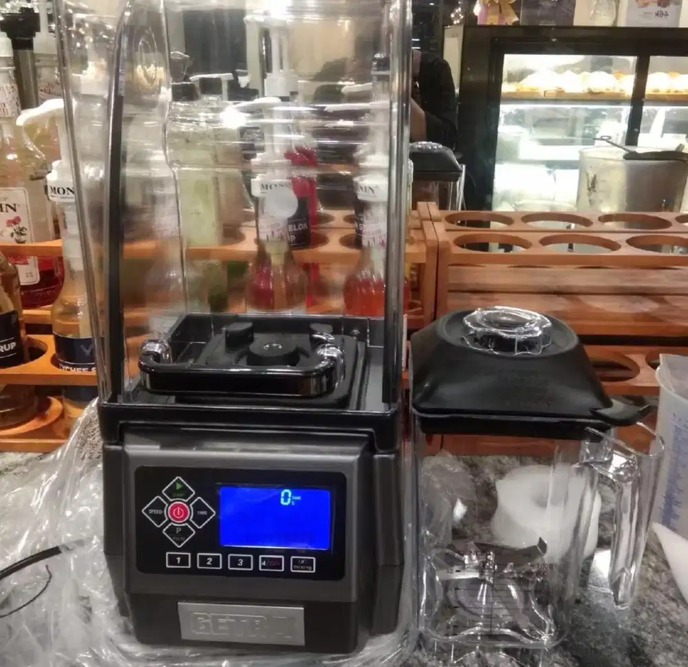 dijual blender getra ks-1000 buat smoothies PEMAKAIAN cuma 1 bulan