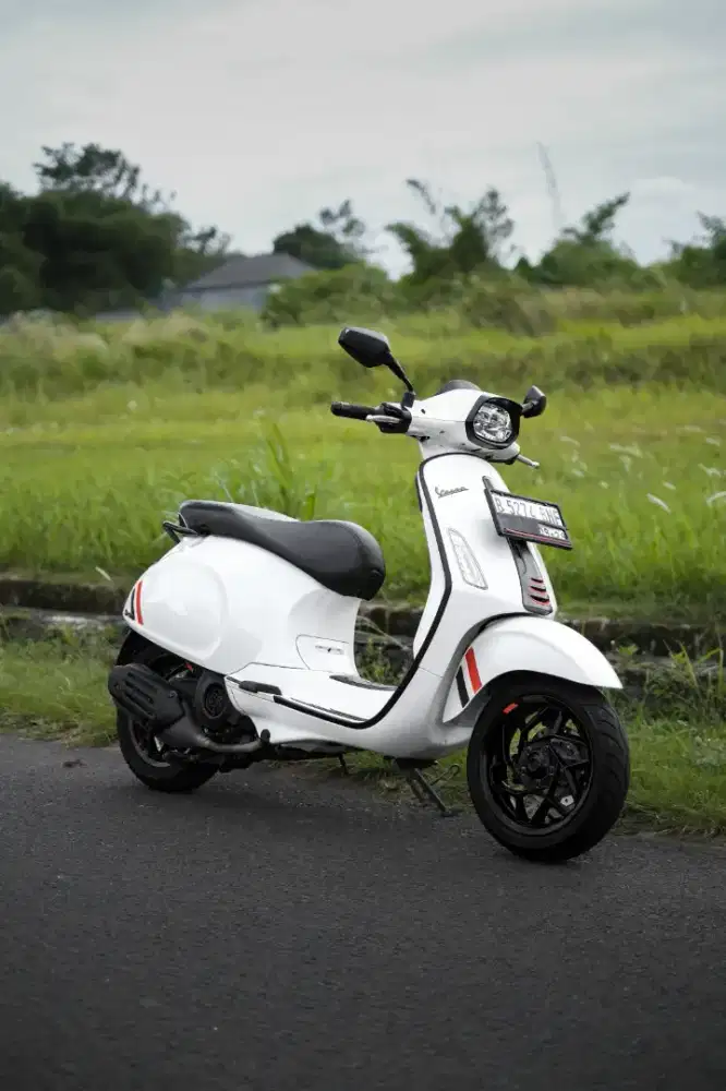 PIAGGIO VESPA MATIC SPRINT S NEW MODEL 2024 WHITE INNOCENZA