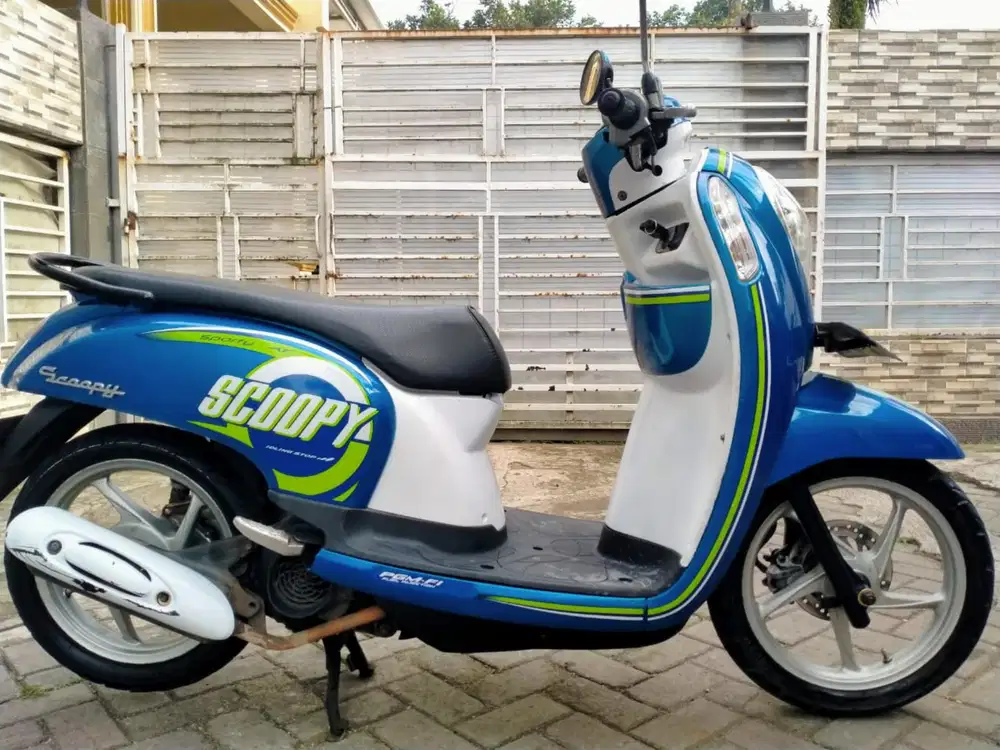 Honda Scoopy FI lengkap motor sehat walafiat keterangan detail dibawah