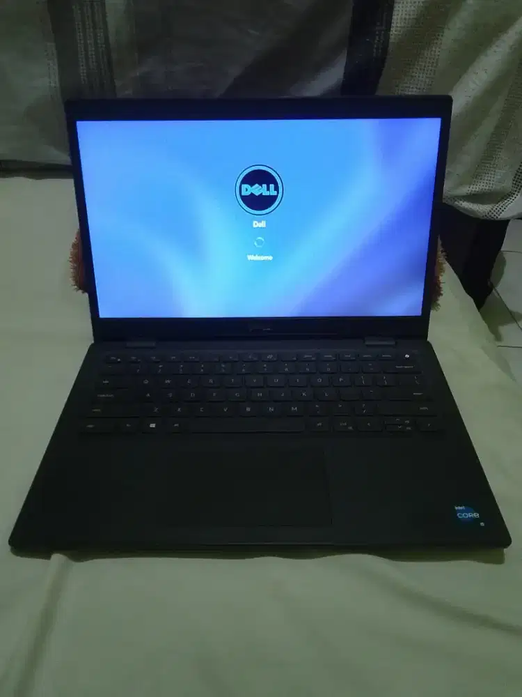 Laptop Core i 5 gen 11 dell latitude