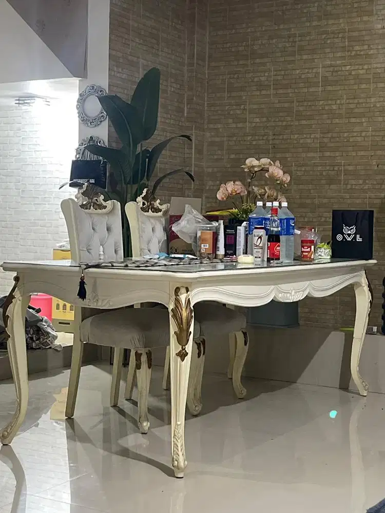 Jual meja makan bonus 3 kursi