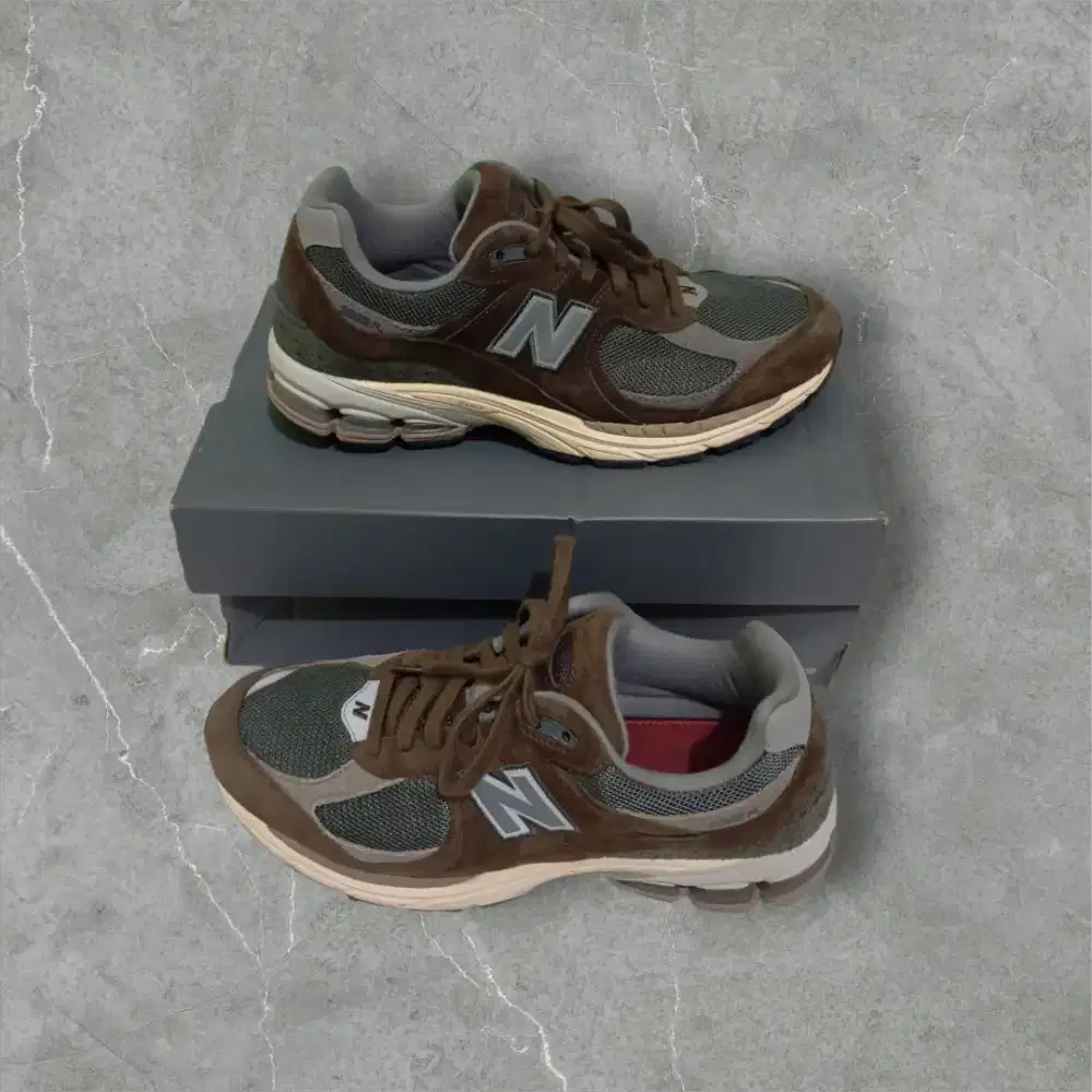 NEW BALANCE 2002R ORIGINALS SECOND