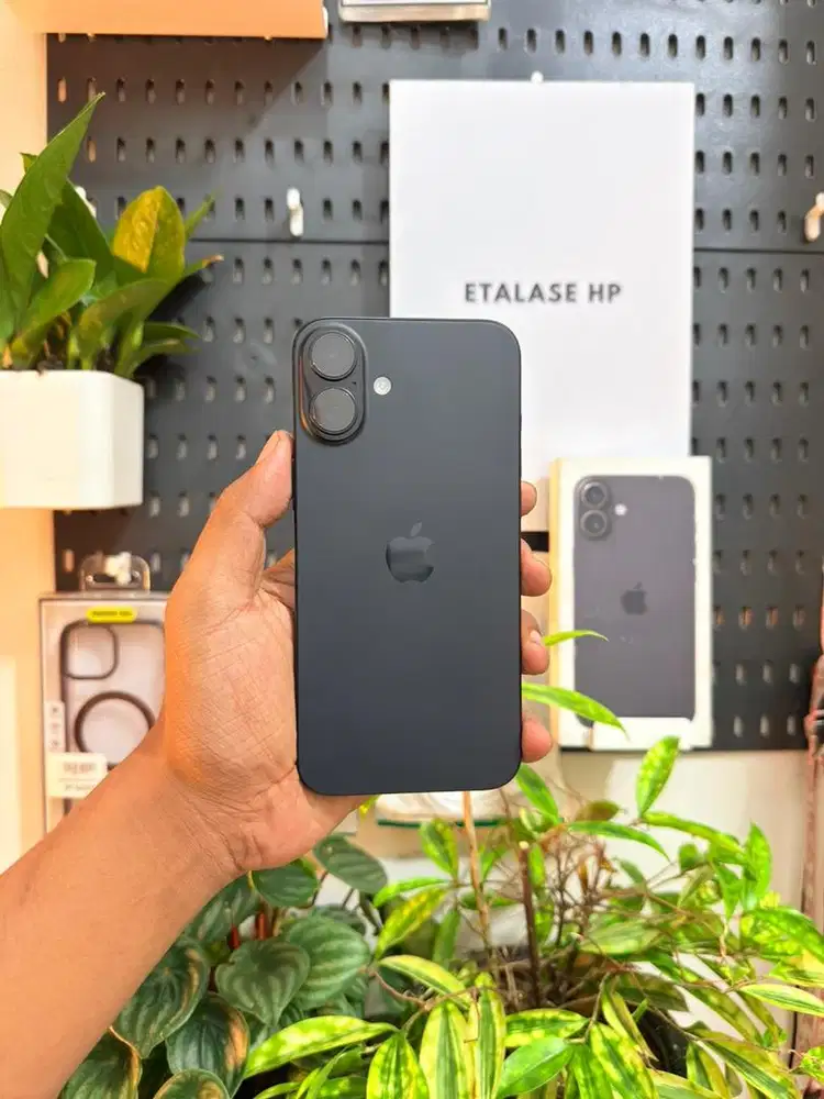 iPhone 16 Plus 256GB iBox