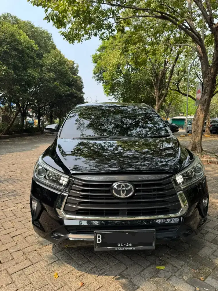 Jual Innova V Diesel AT 2021 Hitam